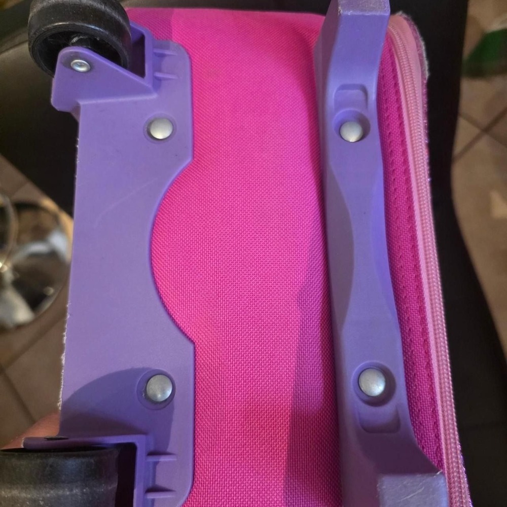 shopkins rolling backpack - Picture 5 of 6
